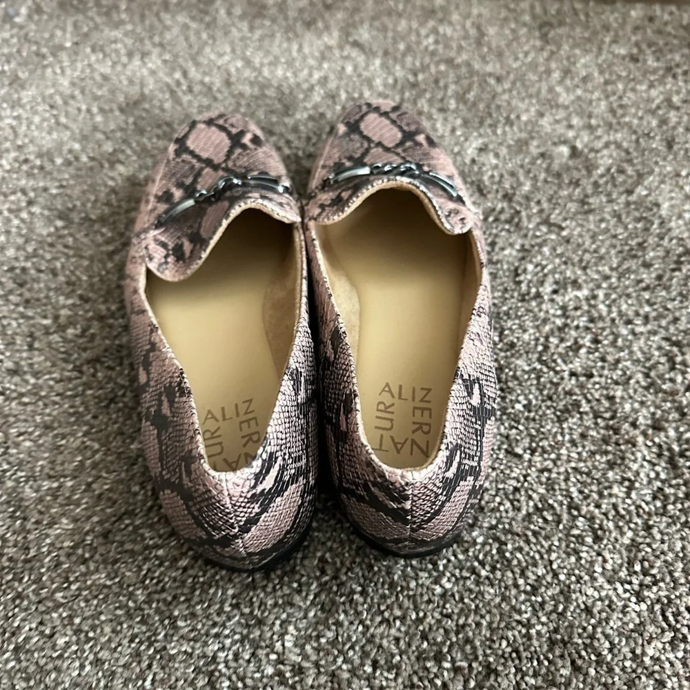 Naturalizer Kayden Beige and Black Snake Print Loafers sz 7.5 Worn Once